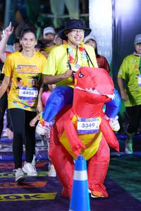 BIB: 4406, 3349
                            <button type="button" onclick="openModal(26238600)" class="btn btn-primary btn-sm float-right btn-popup" data-toggle="modal" data-target=".modal-high-quality">
                        <i class="fas fa-shopping-cart"></i> Add to Cart
                    </button>
                                            <button type="button" onclick="isThisMe(26238600, true)" class="btn btn-success btn-sm float-right btn-popup btn-isme hidden" data-toggle="tooltip" data-placement="bottom" title="นี่คือรูปของคุณใช่ไหม คลิกที่นี่เพื่อเอาเข้าอัลบั้ม">
                        <i class="fas fa-plus"></i> Add to album
                    </button>
                    <button type="button" onclick="isThisMe(26238600, false)" class="btn btn-warning btn-sm float-right btn-popup btn-isnotme hidden">
                        <i class="fas fa-ban"></i> Remove from album
                    </button>